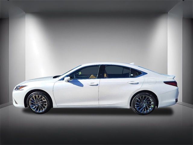 2025 Lexus ES 300h Luxury