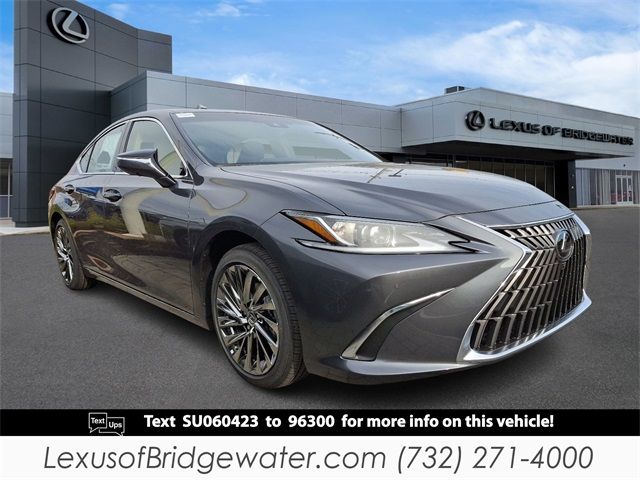 2025 Lexus ES 300h Luxury