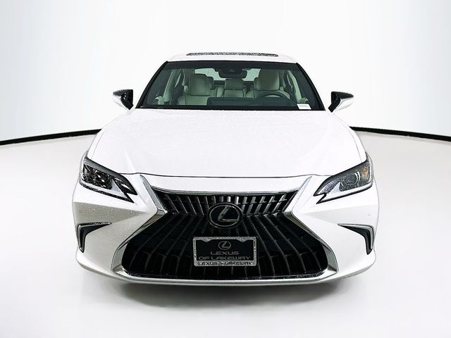 2025 Lexus ES 300h Luxury