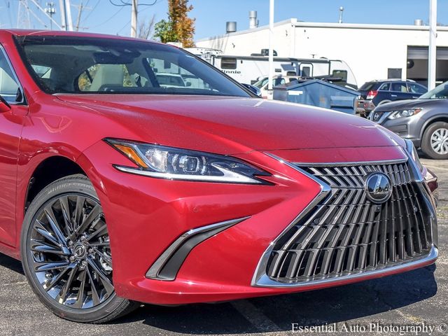 2025 Lexus ES 300h Luxury