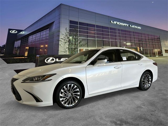 2025 Lexus ES 300h Luxury