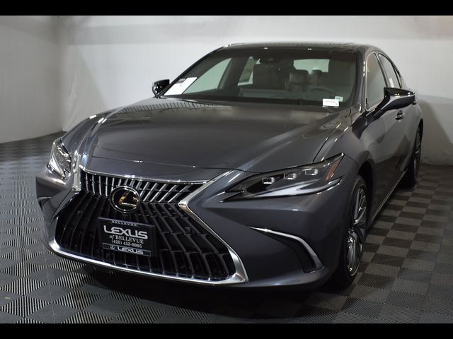 2025 Lexus ES 300h Luxury