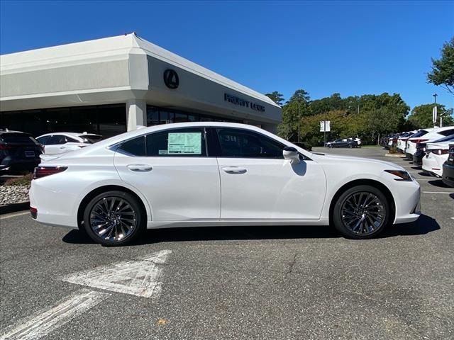 2025 Lexus ES 300h Luxury