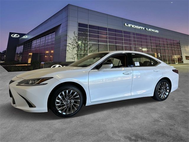 2025 Lexus ES 300h Luxury