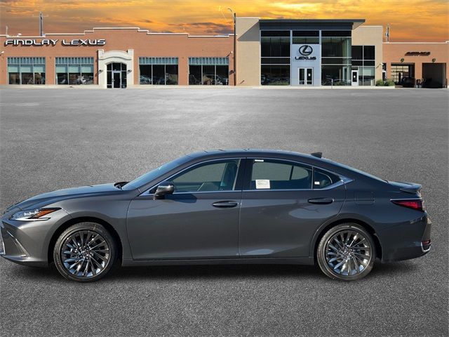 2025 Lexus ES 300h Luxury