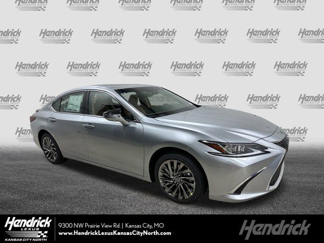 2025 Lexus ES 300h Luxury