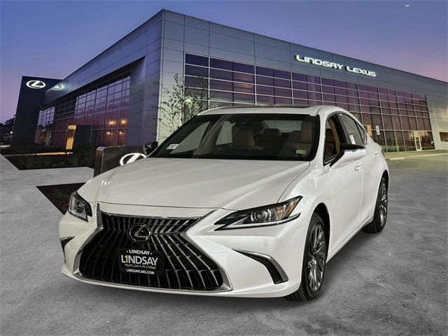 2025 Lexus ES 300h Luxury