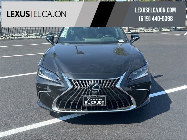 2025 Lexus ES 300h Luxury