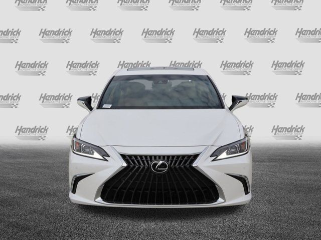 2025 Lexus ES 300h Luxury