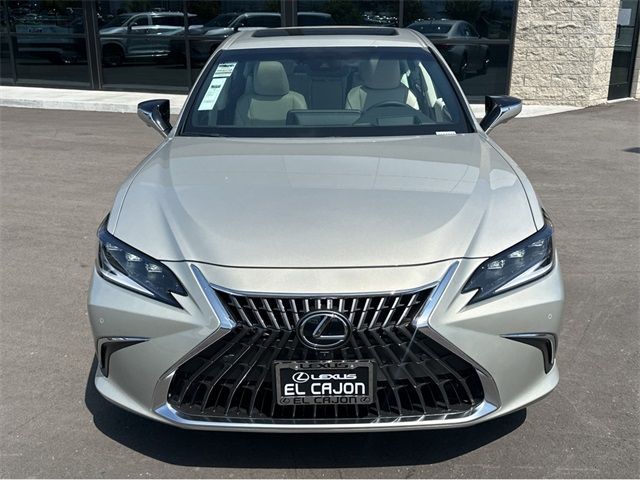 2025 Lexus ES 300h Luxury
