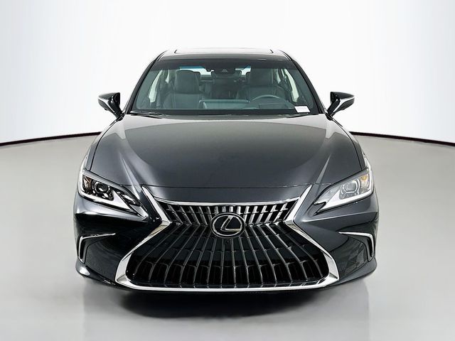 2025 Lexus ES 300h Luxury