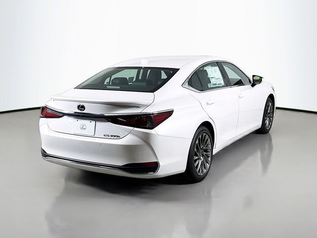 2025 Lexus ES 300h Luxury