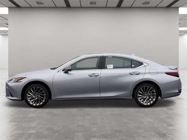 2025 Lexus ES 300h Luxury