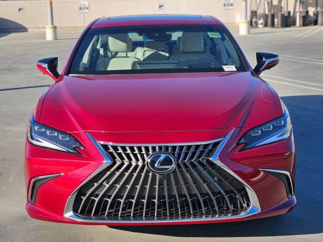 2025 Lexus ES 300h Luxury