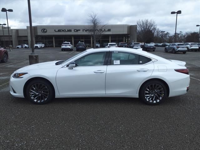 2025 Lexus ES 300h Luxury