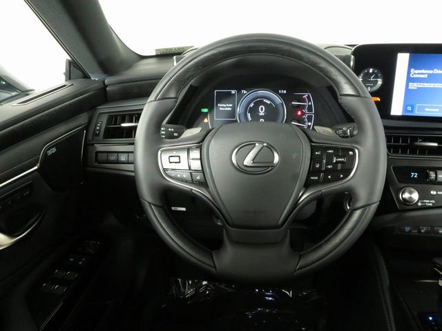 2025 Lexus ES 300h Luxury