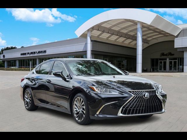 2025 Lexus ES 300h Luxury