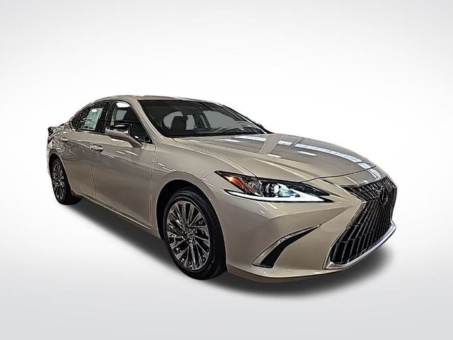 2025 Lexus ES 300h Luxury