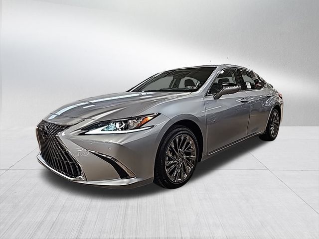 2025 Lexus ES 300h Luxury