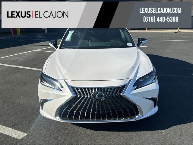 2025 Lexus ES 300h Luxury