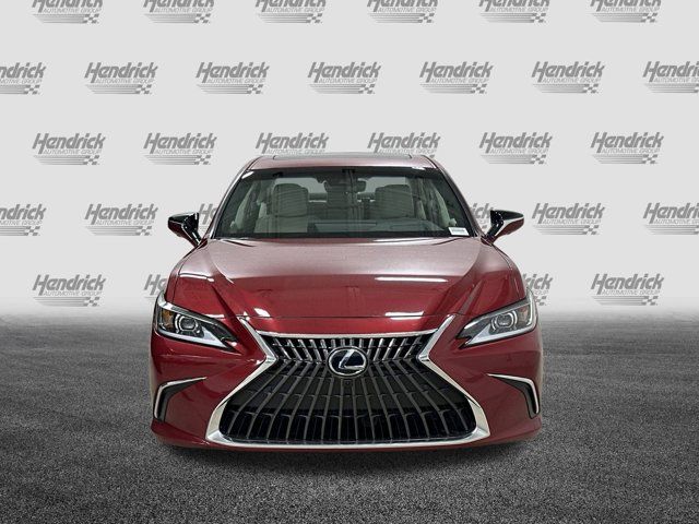 2025 Lexus ES 300h Luxury