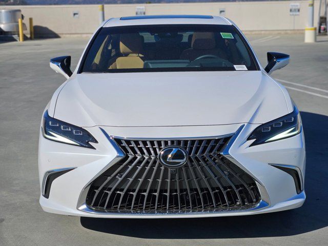 2025 Lexus ES 300h Ultra Luxury