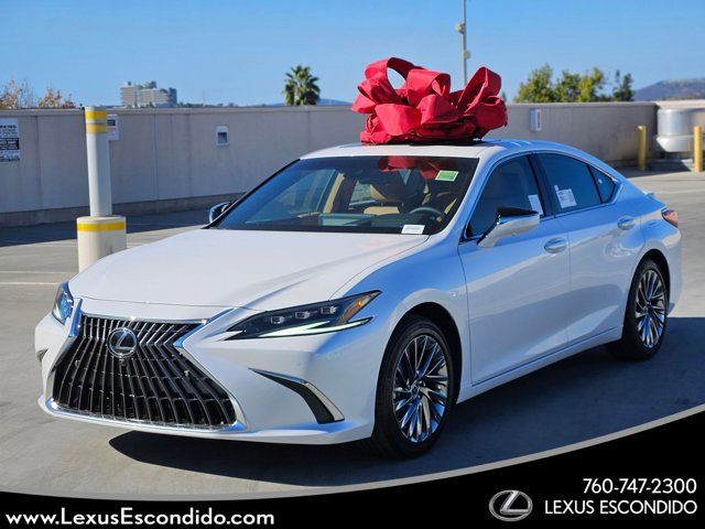 2025 Lexus ES 300h Ultra Luxury