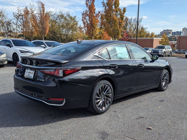 2025 Lexus ES 300h Ultra Luxury