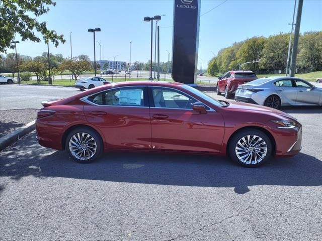 2025 Lexus ES 300h Ultra Luxury