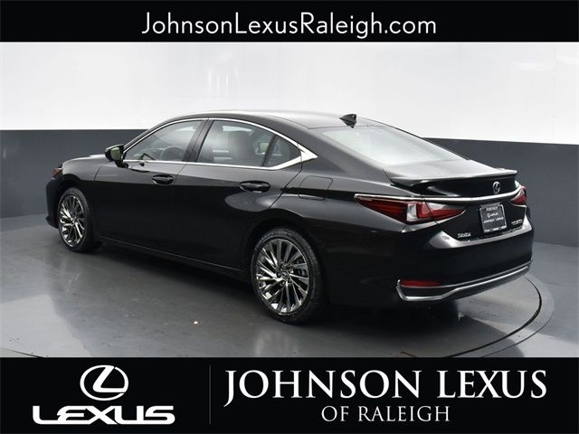 2025 Lexus ES 300h Ultra Luxury