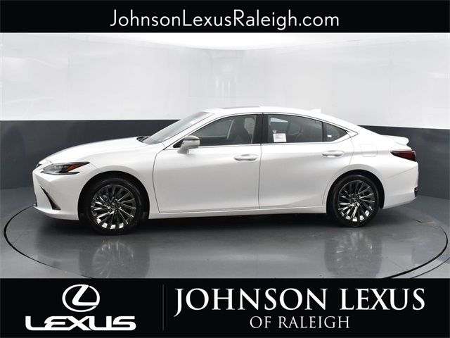 2025 Lexus ES 300h Ultra Luxury