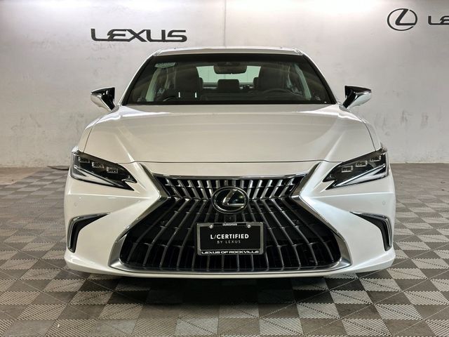 2025 Lexus ES 300h Ultra Luxury