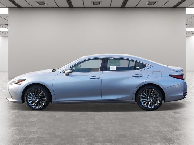 2025 Lexus ES 300h Ultra Luxury