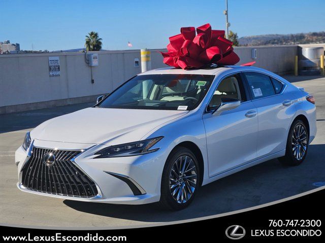 2025 Lexus ES 300h Ultra Luxury