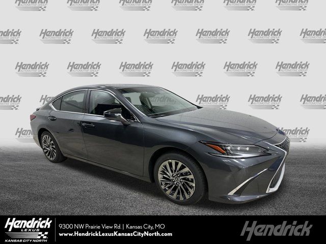 2025 Lexus ES 300h Ultra Luxury