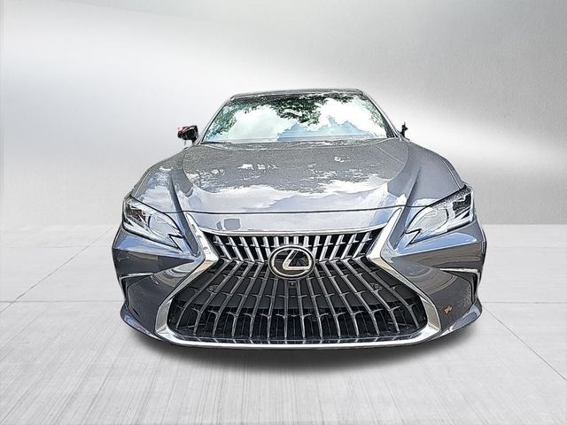 2025 Lexus ES 300h Ultra Luxury