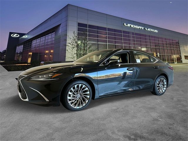 2025 Lexus ES 300h Ultra Luxury