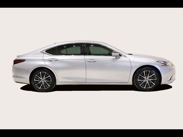2025 Lexus ES 350