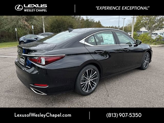 2025 Lexus ES 350