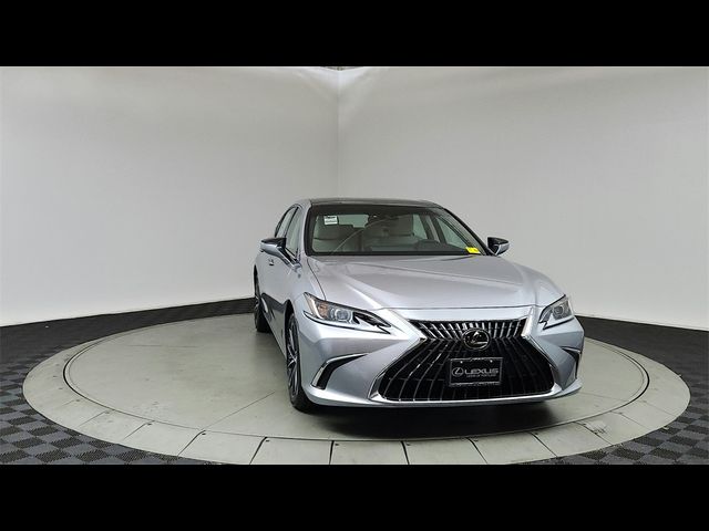 2025 Lexus ES 350