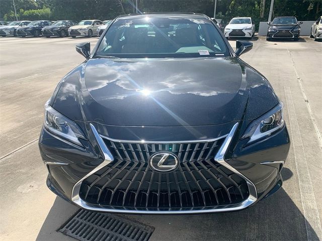 2025 Lexus ES 350