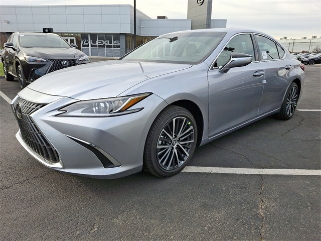 2025 Lexus ES 350