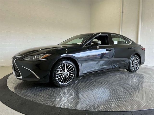 2025 Lexus ES 350