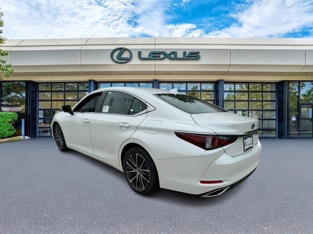 2025 Lexus ES 350