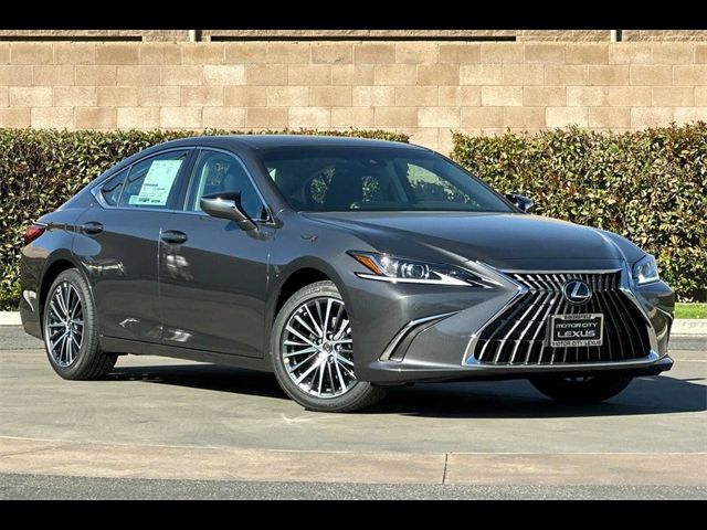 2025 Lexus ES 350