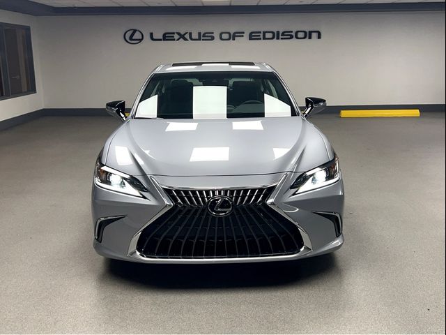 2025 Lexus ES 350