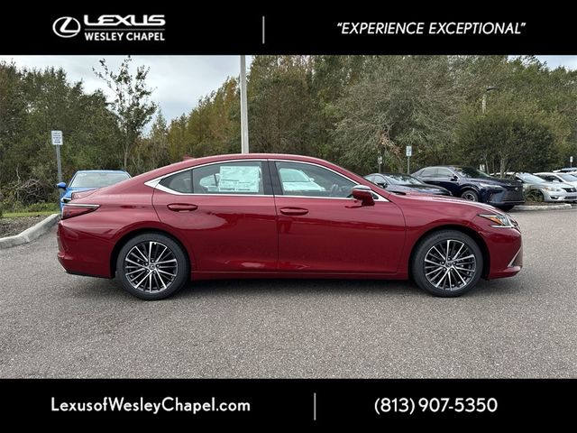 2025 Lexus ES 350