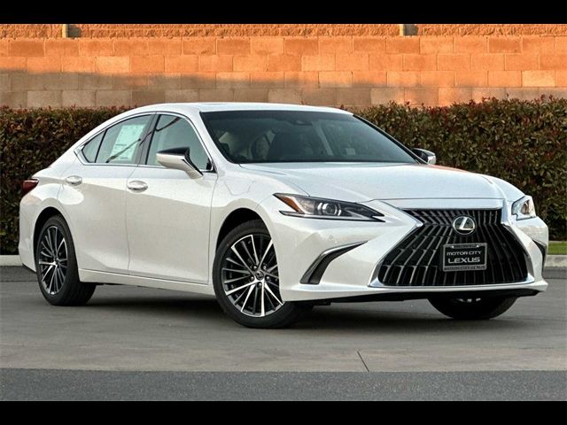 2025 Lexus ES 350