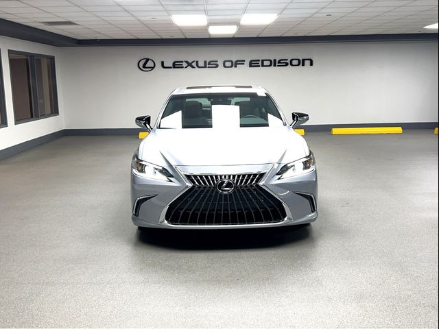 2025 Lexus ES 350