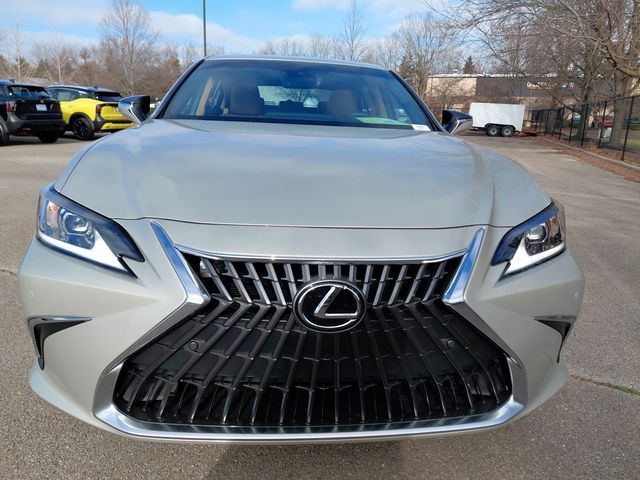 2025 Lexus ES 350